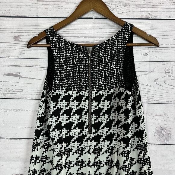 CAbi 3090 Tank Womens Small Black White Broken Check Layered Zip Chiffon Office - Picture 5 of 13
